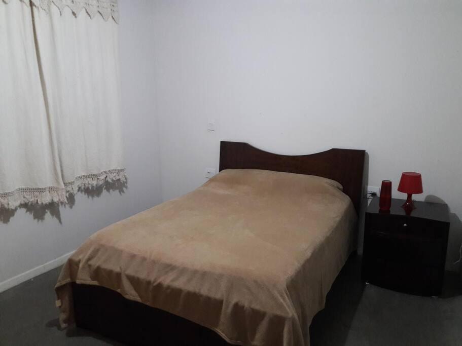 Casa Inteira, Bem Localizada, Lugar Calmo *
